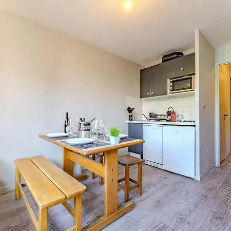 Ski-in Ski-out 2br With Mountain View - - Le Joker *