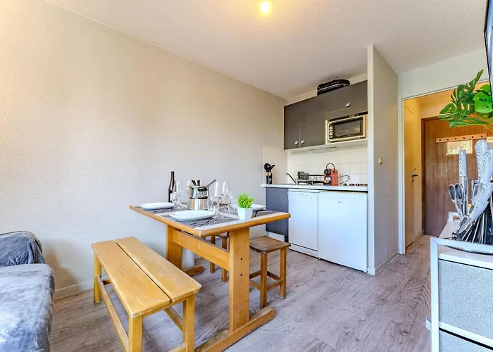 Ski-in Ski-out 2br With Mountain View - - Le Joker *